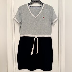 Tommy Hilfiger Gray and Black V‑Neck Tie‑Waist Dress